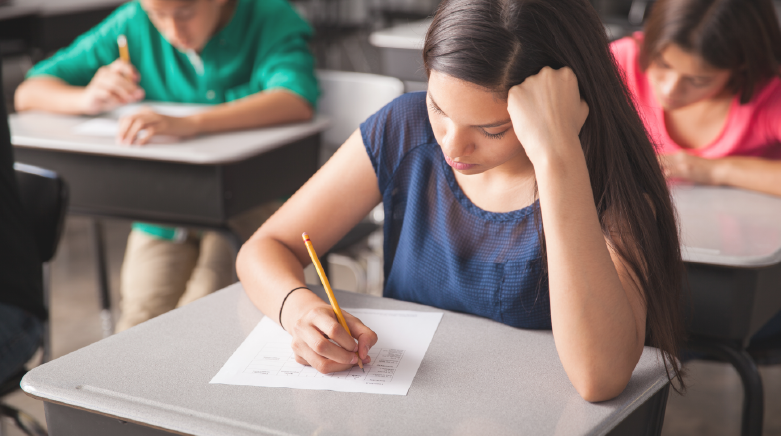 Η δύσκολη περίοδος των σχολικών εξετάσεων: συμβουλές προς τους γονείς